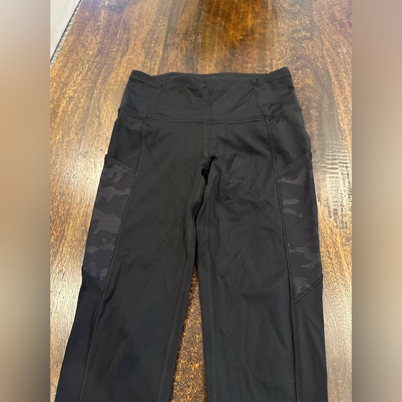 Lululemon black leggings with camo mesh detail - Picture 2 of 16